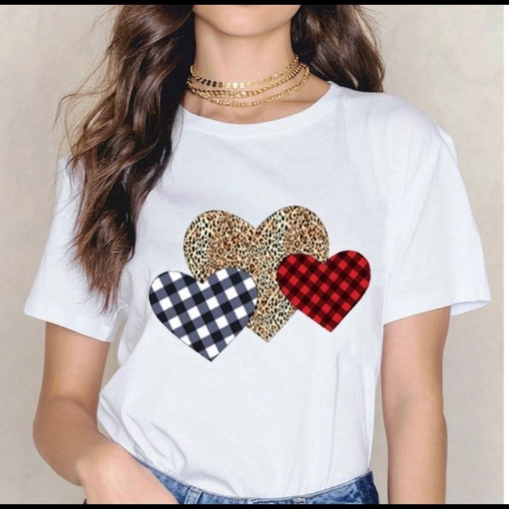 Heart ❤️ Tees